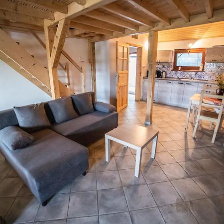 Vinný sklep Kovárna - Nad Presovnou Rohatec Exterior foto
